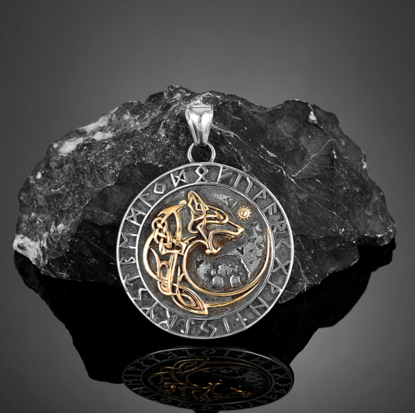 Collier pendentif Viking Fenrir tête de Loup et Runes en Acier Inoxydable - Couleur Or et Argent