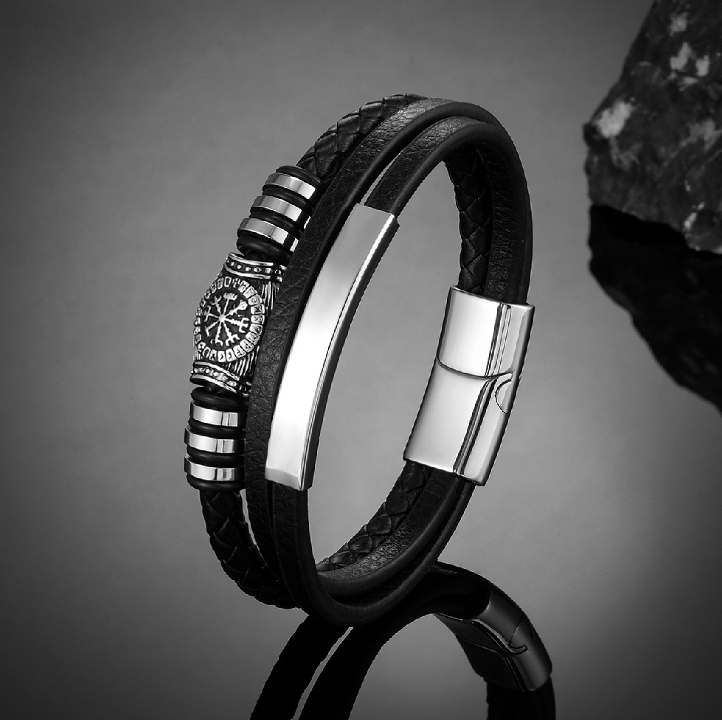 Bracelet Runes Viking Aegishjalmur en cuir et Acier Inoxydable - Idéal Cadeau Homme Cadeau Original