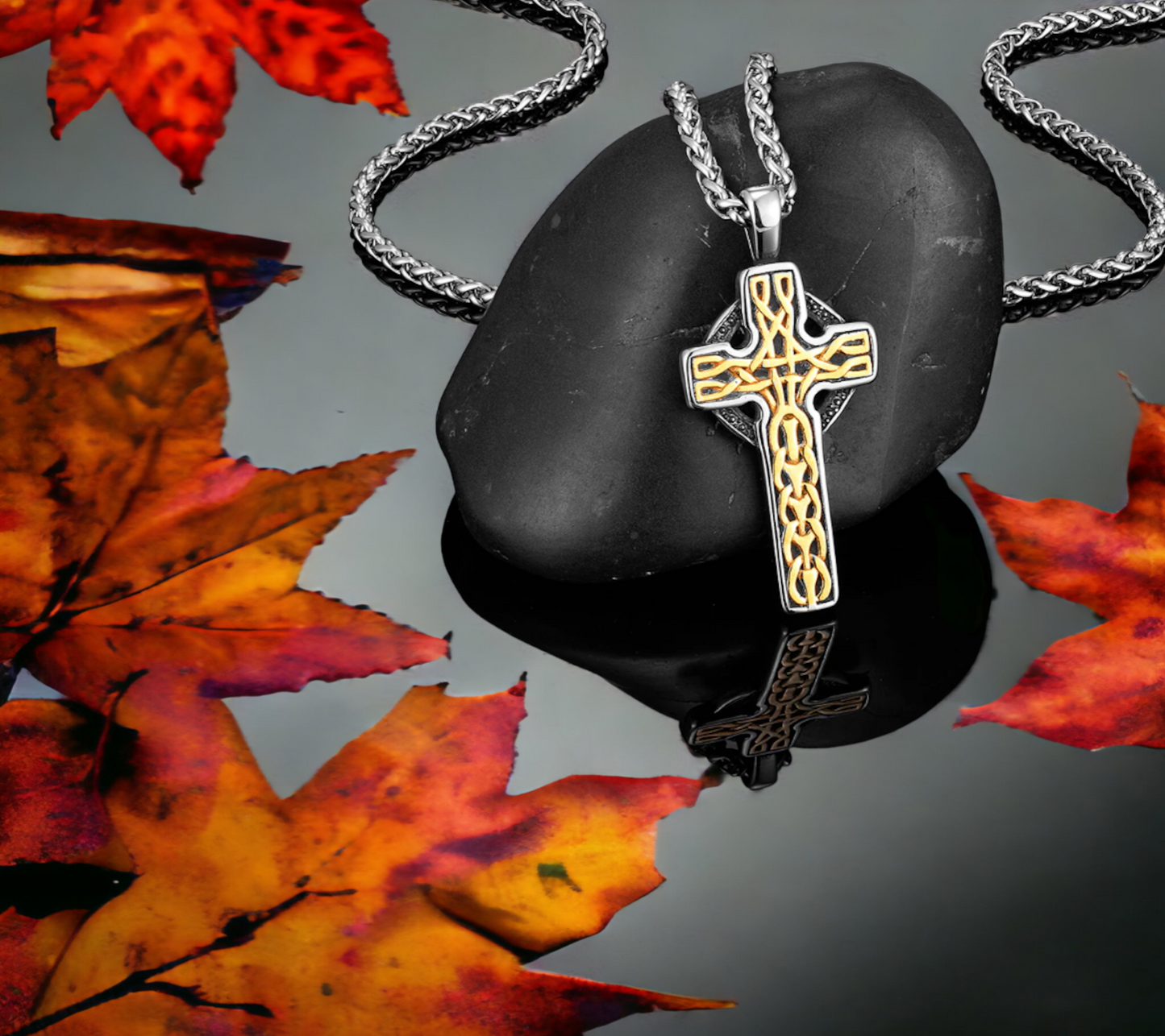 Collier Croix Celtique en Acier Inoxydable Amulette de protection Idéal Cadeau Homme Femme - Couleur Or et Argent