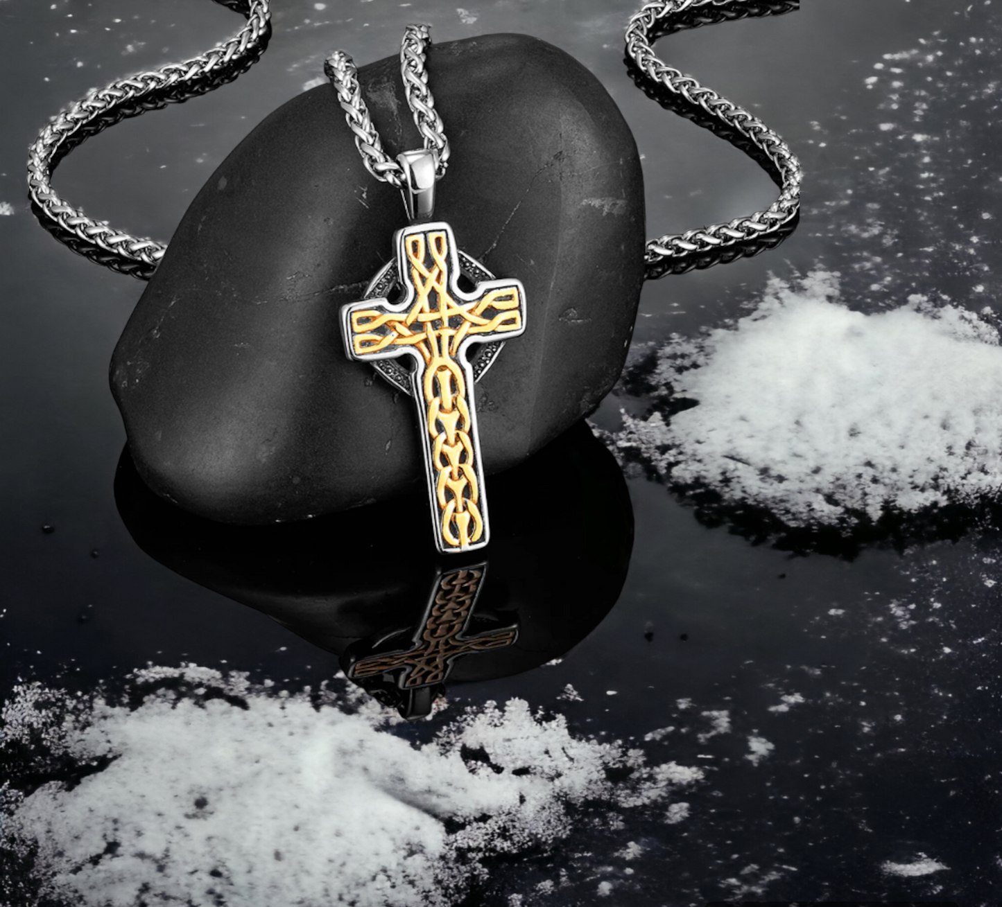 Collier Croix Celtique en Acier Inoxydable Amulette de protection Idéal Cadeau Homme Femme - Couleur Or et Argent