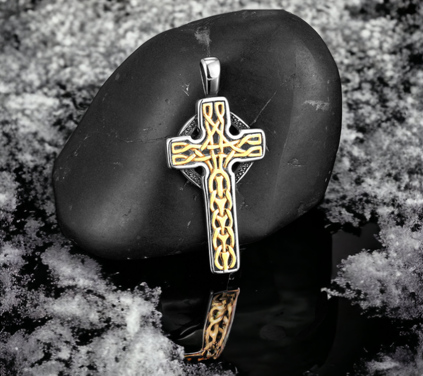 Collier Croix Celtique en Acier Inoxydable Amulette de protection Idéal Cadeau Homme Femme - Couleur Or et Argent