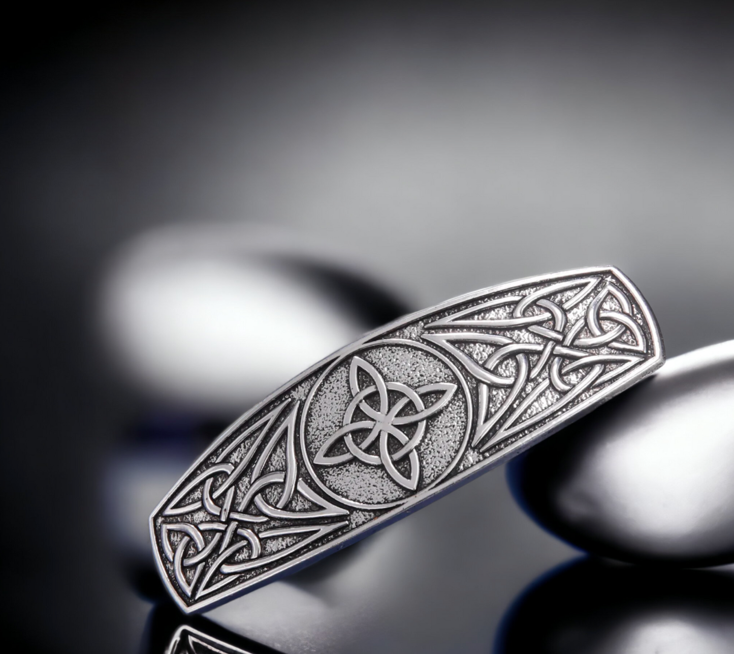 Barrette, Broche à Cheveux Noeud de Sorcière Viking Celtique Amulette de Protection en Métal Couleur Argent Antique Idéal Cadeau Original