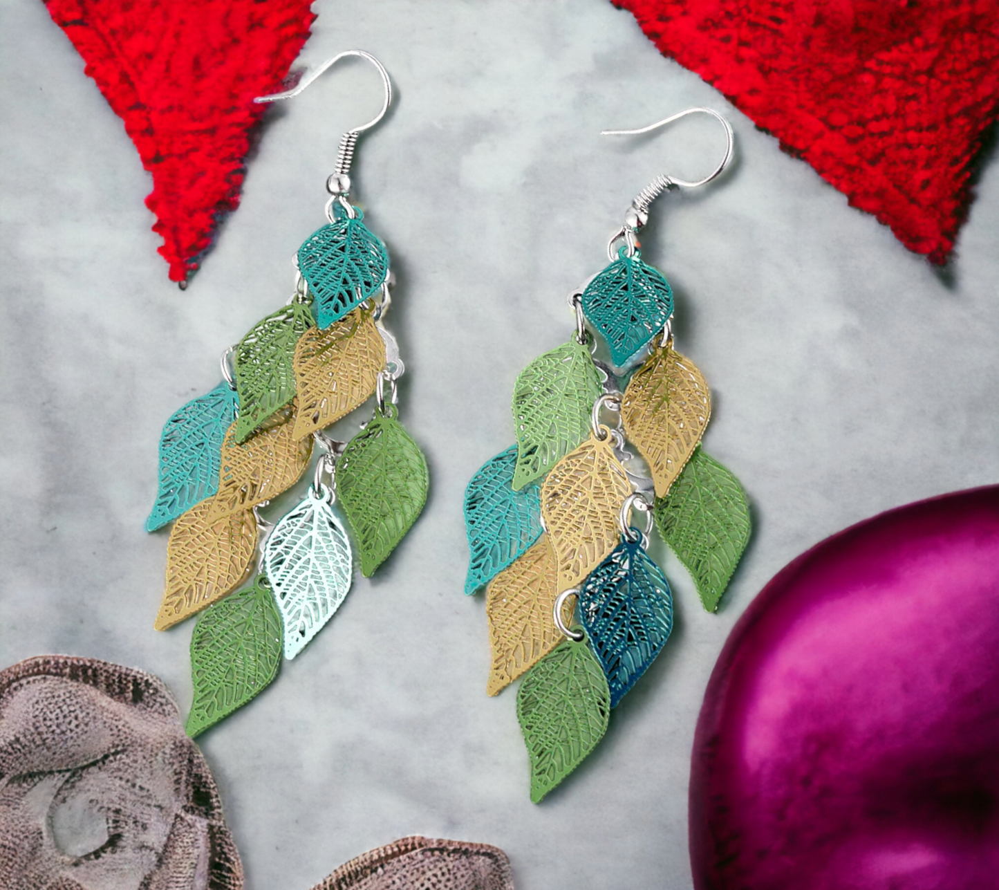 Boucles d'oreilles Pendantes Celtique en forme de feuilles colorées Bijoux Viking de Style Nordique faites à la main Idéal Cadeau