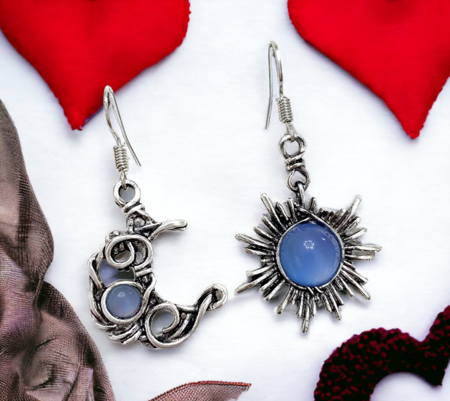 Boucles d'oreilles Celtique Soleil et Lune avec gemme artificielle Bleue de Style Nordique, faites à la main Cadeau Original Idéal Cadeau