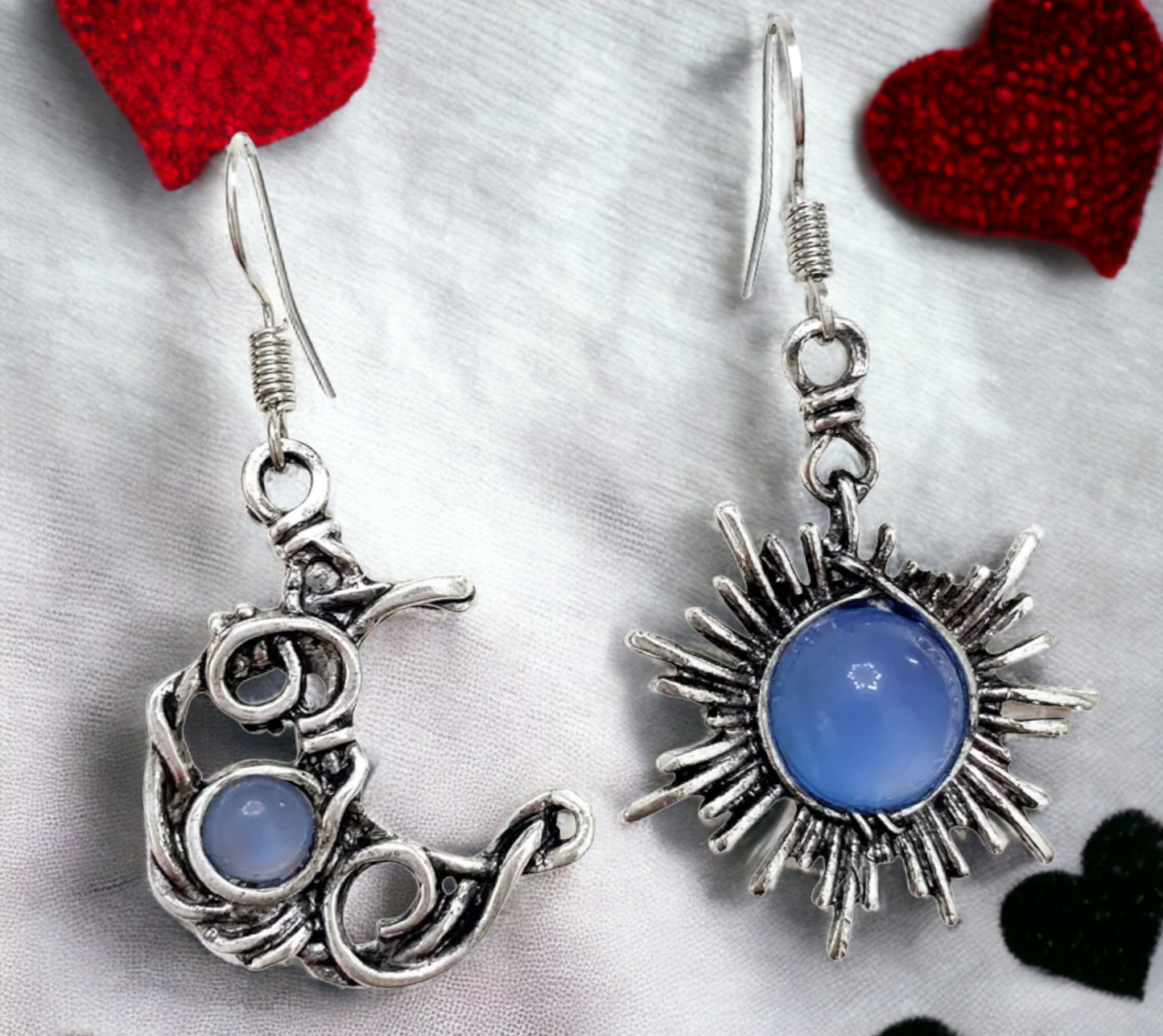 Boucles d'oreilles Celtique Soleil et Lune avec gemme artificielle Bleue de Style Nordique, faites à la main Cadeau Original Idéal Cadeau