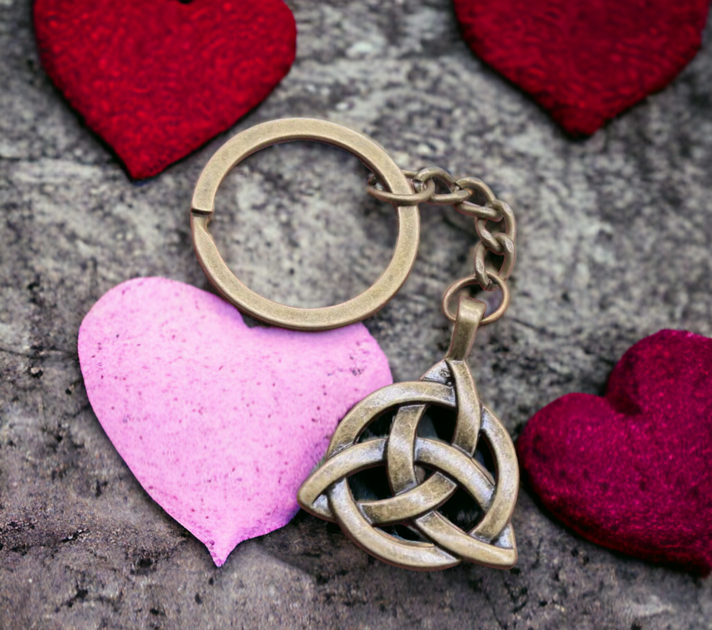 Porte-clés pendentif Celtique Triquetra Talisman de Protection Cadeau de Sorcellerie Païenne Wicca Bijoux Wicca fait à la main Idéal Cadeau