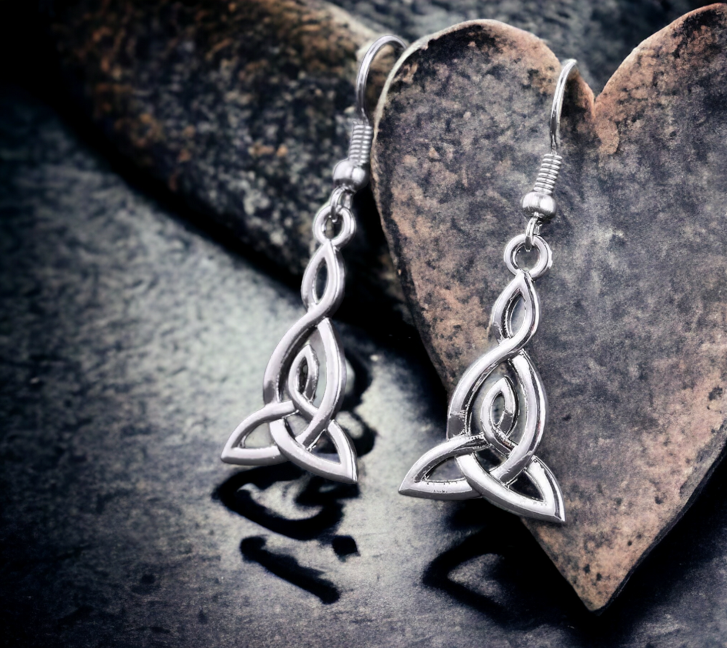 Boucles d'oreilles Viking et Triquetra Amulette de Protection Bijoux Wicca fait à la main Cadeau Original Idéal Cadeau