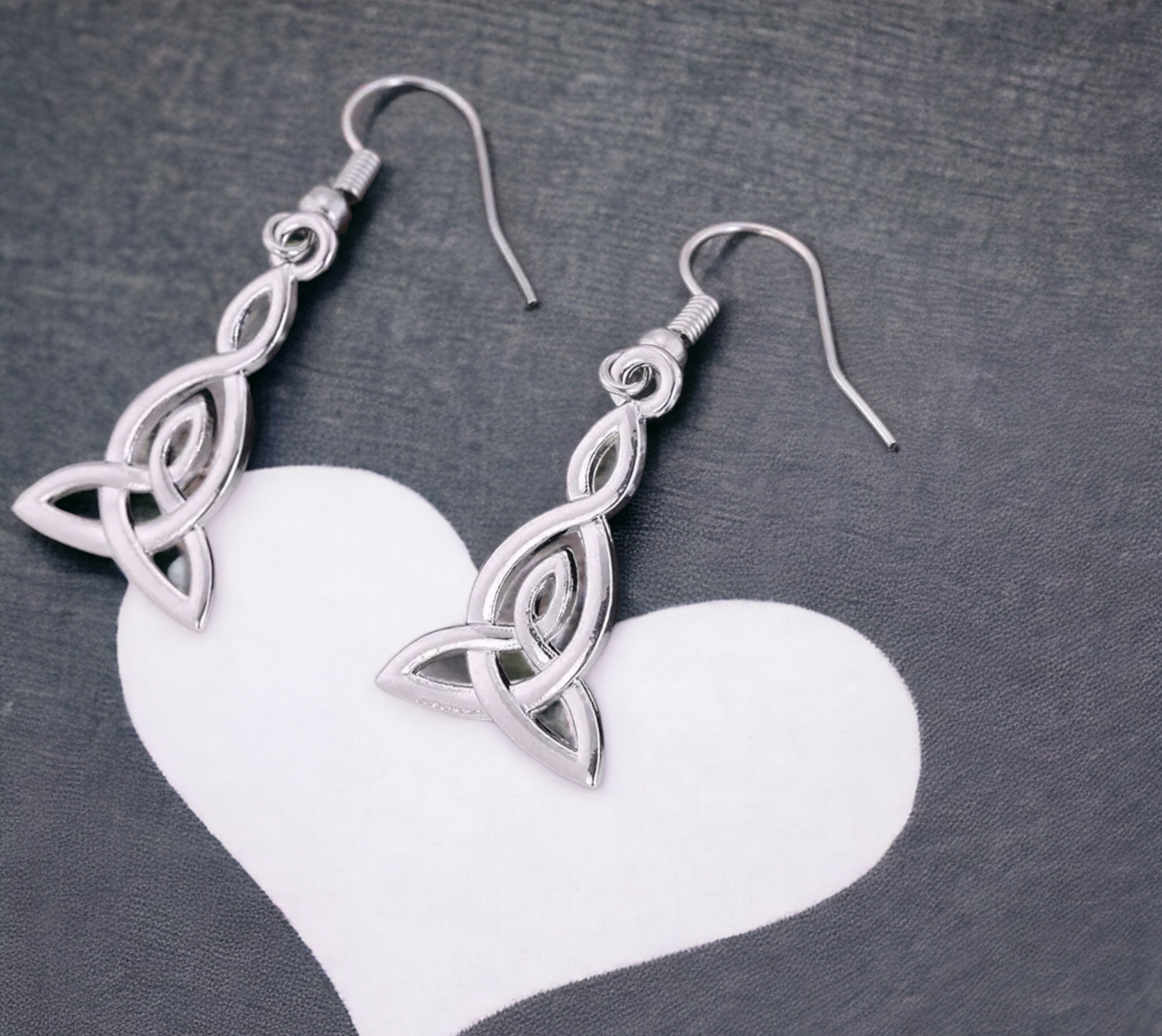 Boucles d'oreilles Viking et Triquetra Amulette de Protection Bijoux Wicca fait à la main Cadeau Original Idéal Cadeau