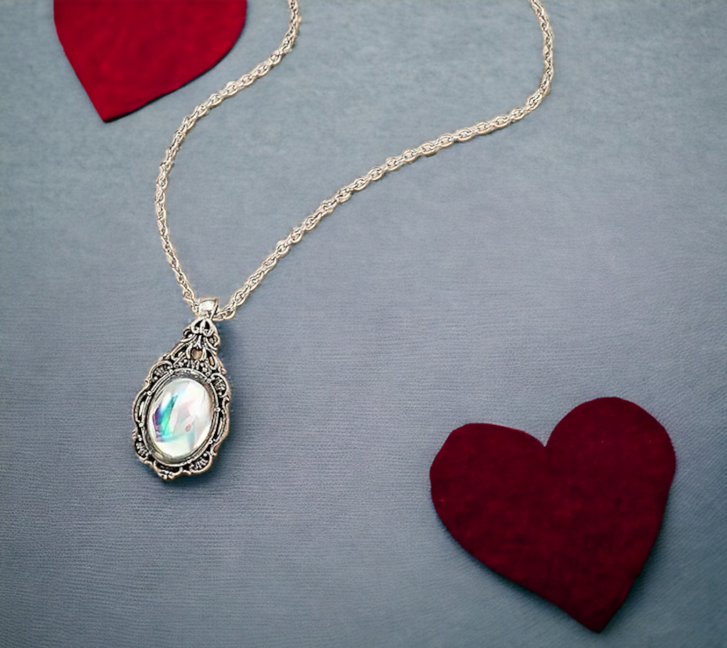 Collier Pendentif Nordique en Pierre de Lune Gemme artificielle en Forme de Goutte d'eau fait à la main - Cadeau Original Idéal Cadeau Femme