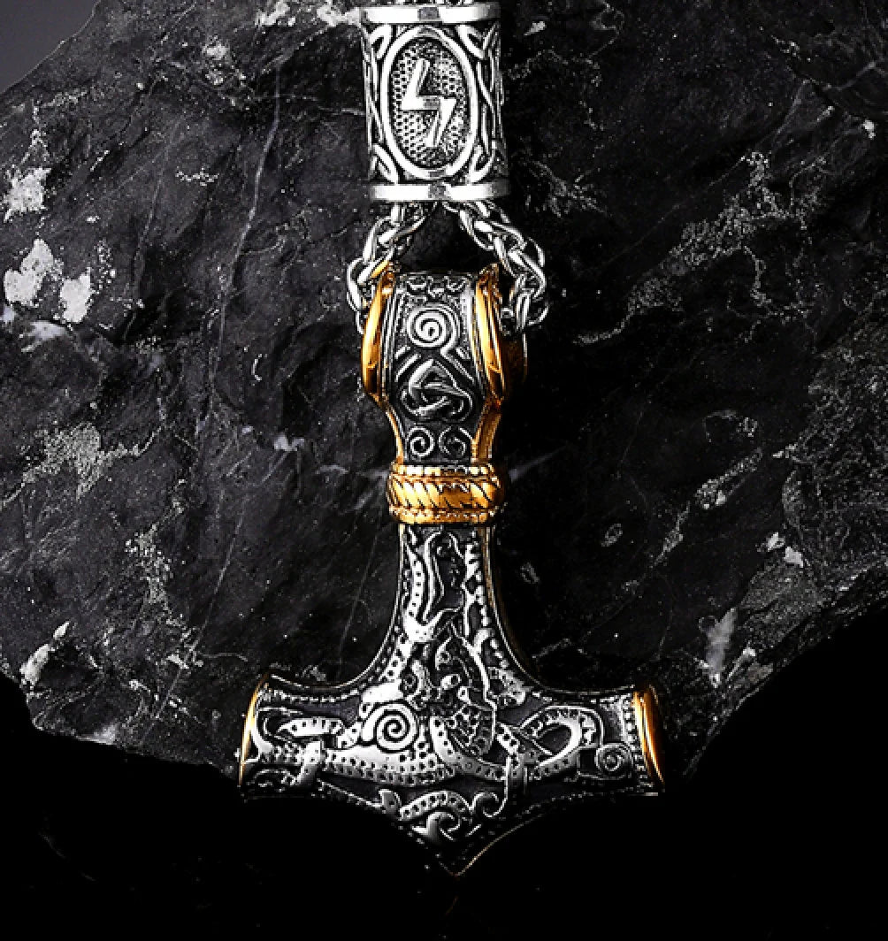 Collier Pendentif Viking Mjolnir Marteau de Thor - Couleur Or et Argent - en Acier Inoxydable