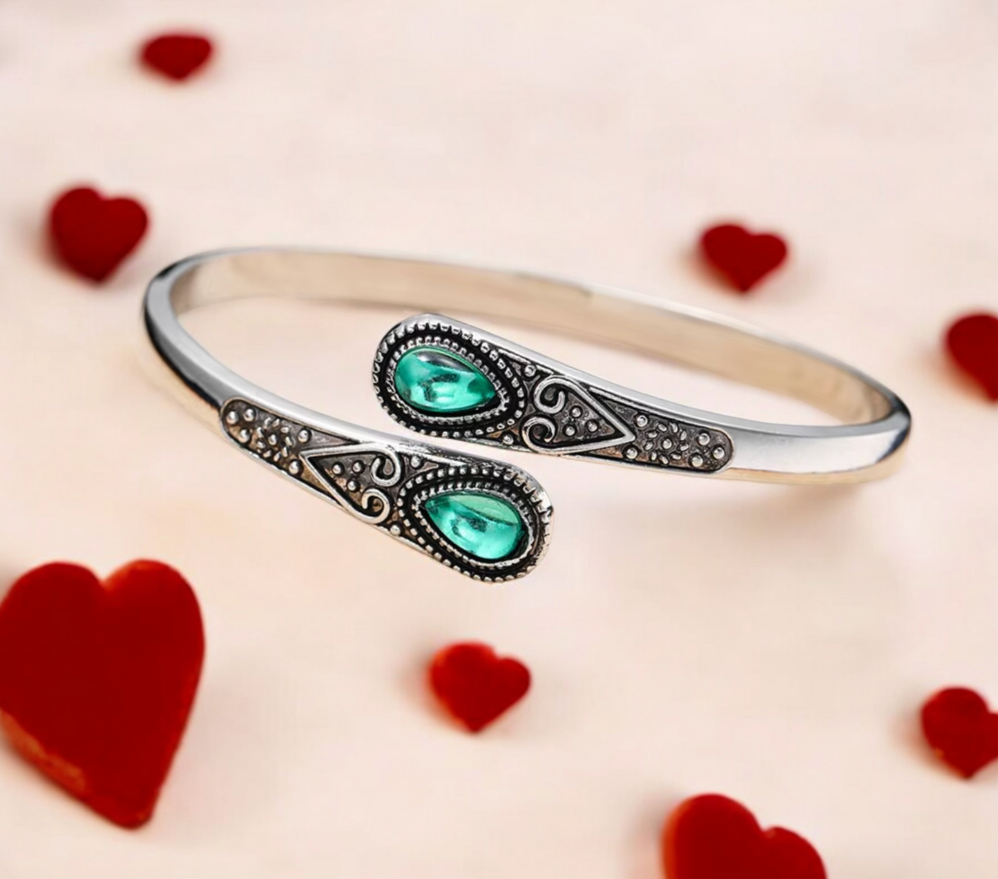 Bracelet Celtique Ajustable en Acier Inoxydable et Pierres Vertes, fait à la main Idéal Cadeau Original pour Femme