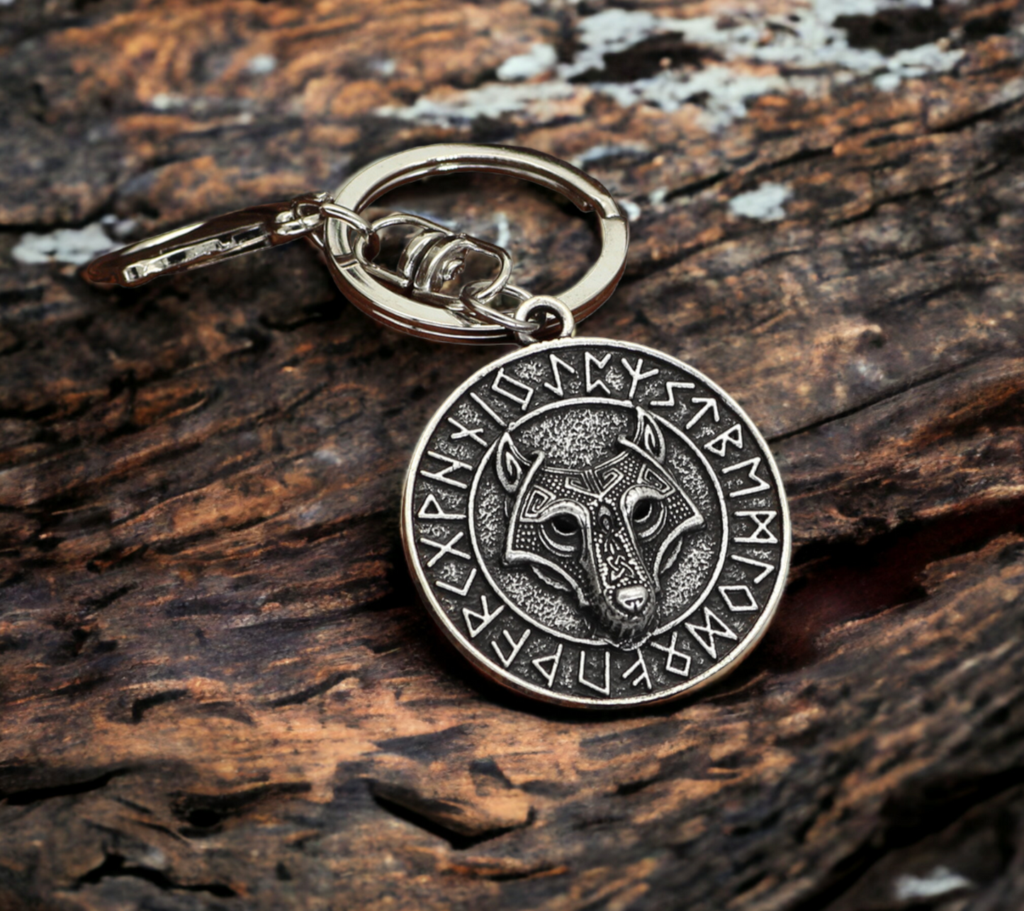 Porte-clés pendentif Viking Tête de Loup Fenrir Keychain Runes Viking Idéal Cadeau Original Amulette Viking - Accessoire Sac