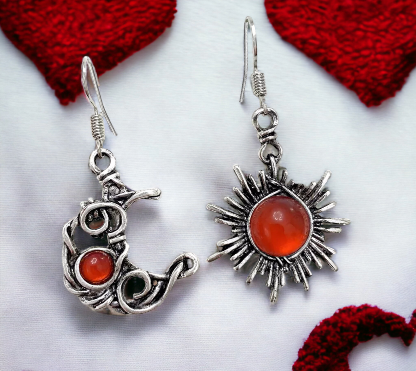 Boucles d'oreilles Celtique Soleil et Lune avec gemme artificielle Rouge de Style Nordique, faites à la main Cadeau Original Idéal Cadeau